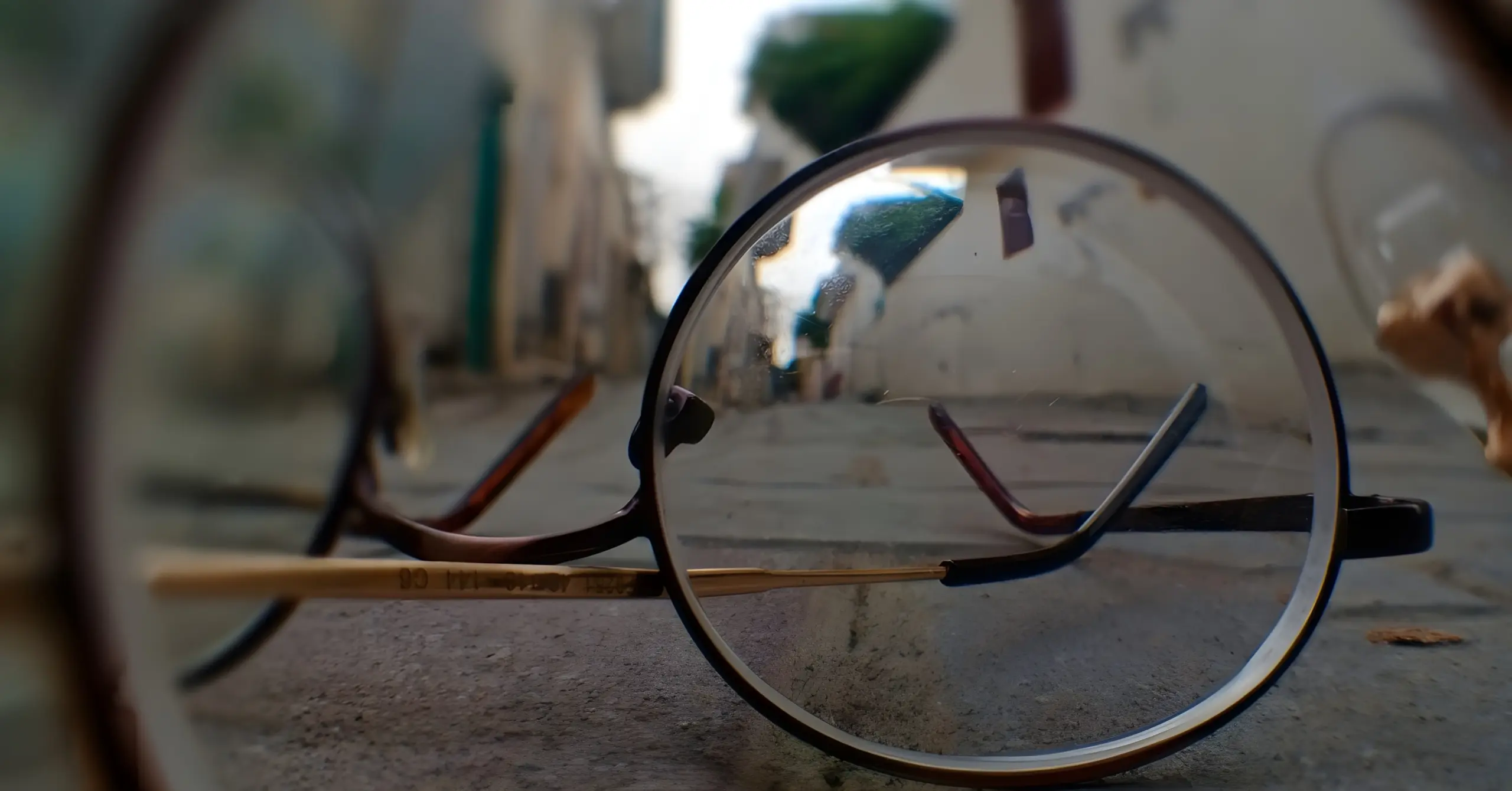 Varifocal vs Bifocal Glasses